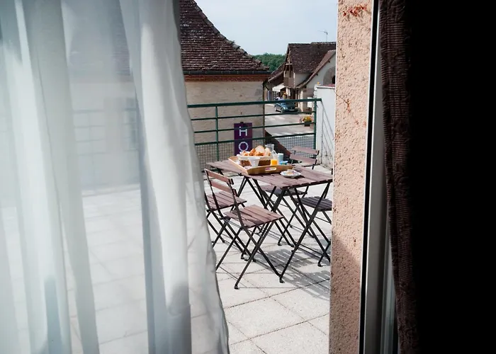 Amadour Hotel