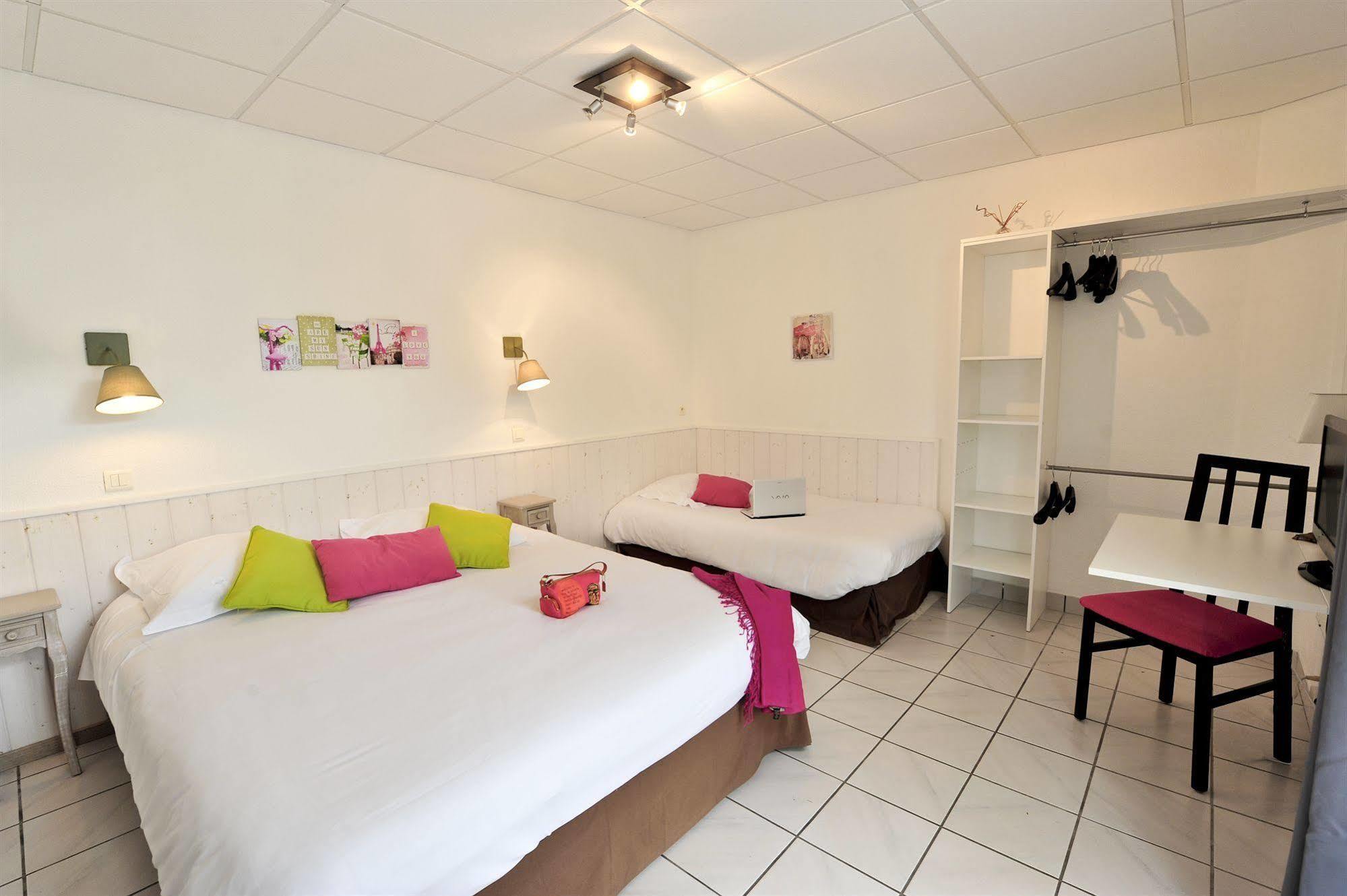 Amadour Hotel 2*